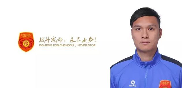 泰晤士：尤文与曼城展开谈判希望冬窗租借卡尔文-菲利普斯《泰晤士报》报道，致力于冬窗补强中场的尤文图斯已就租借卡尔文-菲利普斯，与曼城展开谈判。